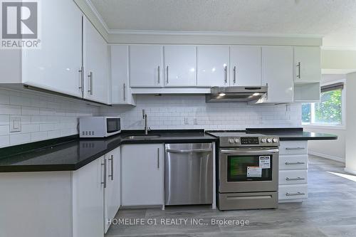 54 - 754 Wilkins Street, London, ON - Indoor Photo Showing Kitchen