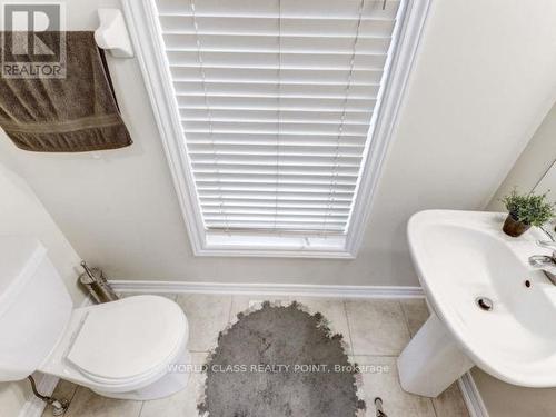 547 Linden Drive, Cambridge, ON - Indoor Photo Showing Bathroom