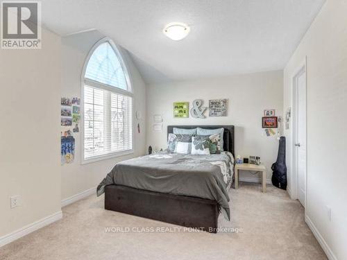 547 Linden Drive, Cambridge, ON - Indoor Photo Showing Bedroom