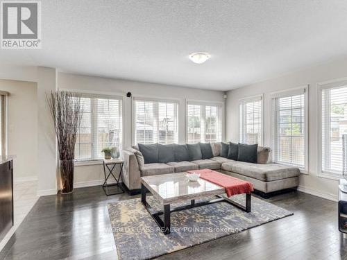 547 Linden Drive, Cambridge, ON - Indoor Photo Showing Living Room