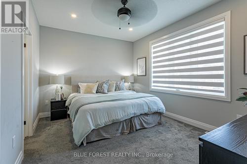 25 Mill Pond Crescent, Thames Centre (Dorchester), ON - Indoor Photo Showing Bedroom