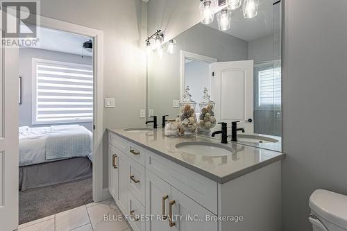 25 Mill Pond Crescent, Thames Centre (Dorchester), ON - Indoor Photo Showing Bathroom