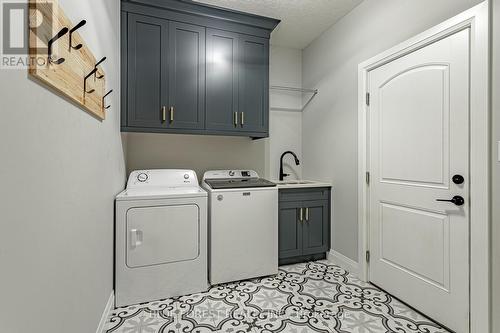 25 Mill Pond Crescent, Thames Centre (Dorchester), ON - Indoor Photo Showing Laundry Room