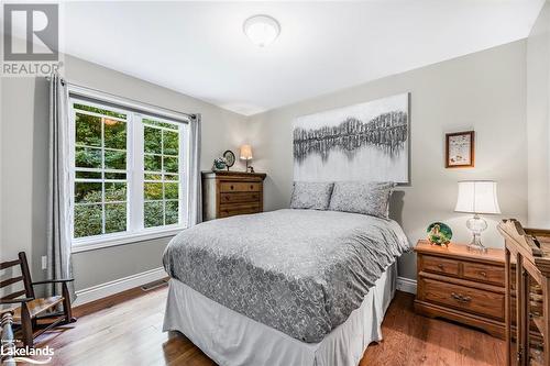 1640 Golf Link Road, Midland, ON - Indoor Photo Showing Bedroom