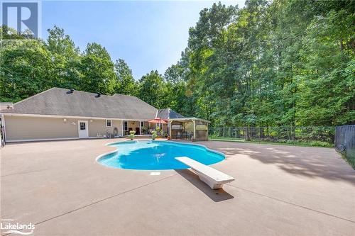 1640 Golf Link Road, Midland, ON - Outdoor With In Ground Pool