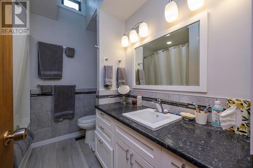 2837 Ridgeview Drive, Prince George, BC - Indoor Photo Showing Bathroom