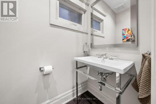 90 Forest Hill Road, Toronto (Casa Loma), ON - Indoor Photo Showing Bathroom