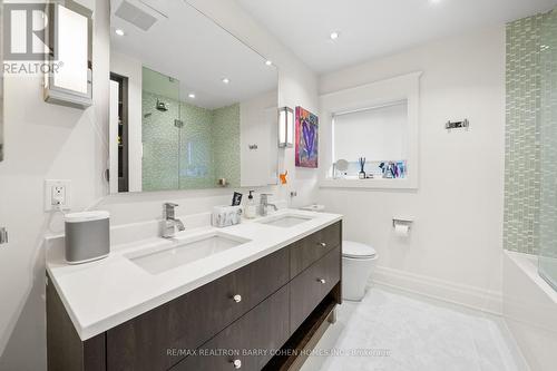 90 Forest Hill Road, Toronto (Casa Loma), ON - Indoor Photo Showing Bathroom