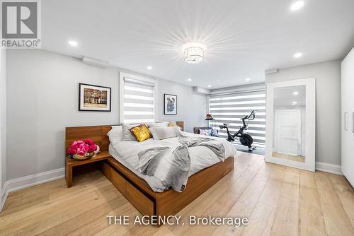 3062 Bayview Avenue, Toronto (Willowdale East), ON - Indoor Photo Showing Bedroom