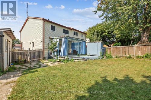 195 Castlebar Crescent, Oshawa (Vanier), ON - Outdoor