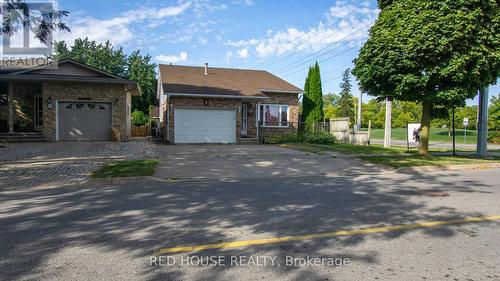 4 Eastwood Drive, Welland, ON - Outdoor