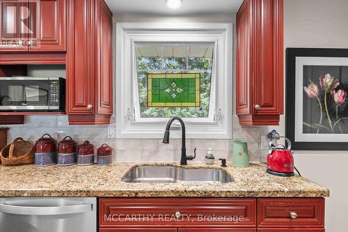 132 Jane Street, Shelburne, ON - Indoor Photo Showing Kitchen With Double Sink