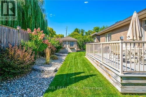 33 Hickory Avenue, Niagara-On-The-Lake, ON - Outdoor