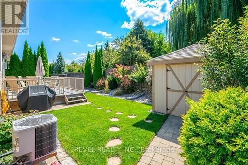 33 Hickory Avenue, Niagara-On-The-Lake, ON - Outdoor