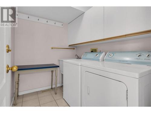 756 Springrose Way, Kelowna, BC - Indoor Photo Showing Laundry Room