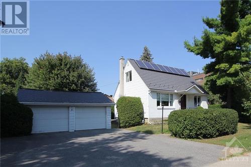 7 Meadowlands Drive, Ottawa, ON - Outdoor With Facade