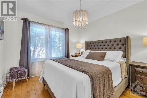 48 Clarey Avenue, Ottawa, ON - Indoor Photo Showing Bedroom