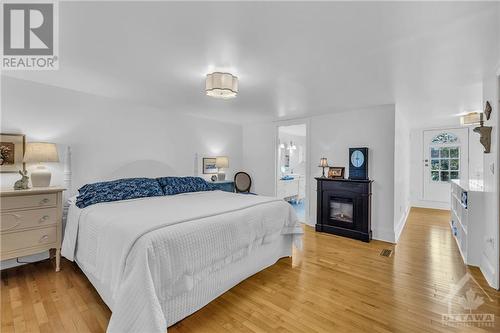 48 Clarey Avenue, Ottawa, ON - Indoor Photo Showing Bedroom