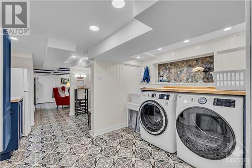 48 Clarey Avenue, Ottawa, ON - Indoor Photo Showing Laundry Room