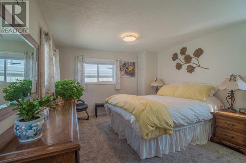 4525 Centre Road, Grand Forks, BC - Indoor Photo Showing Bedroom