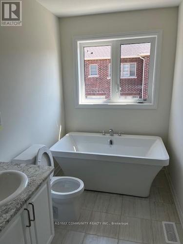 1167 Azalea Avenue, Pickering, ON - Indoor Photo Showing Bathroom