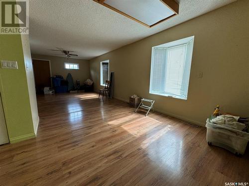 220 2Nd Street E, Dinsmore, SK - Indoor