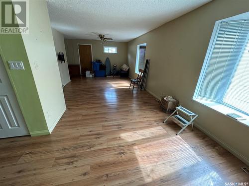 220 2Nd Street E, Dinsmore, SK - Indoor Photo Showing Other Room