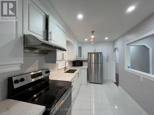 19 Lynvalley Crescent, Toronto (Wexford-Maryvale), ON - Indoor Photo Showing Kitchen With Double Sink