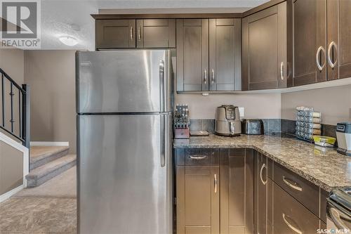 505 3830 Dewdney Avenue E, Regina, SK - Indoor Photo Showing Kitchen