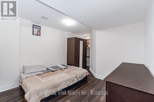 7 Springtown Trail, Brampton (Sandringham-Wellington), ON - Indoor Photo Showing Bedroom