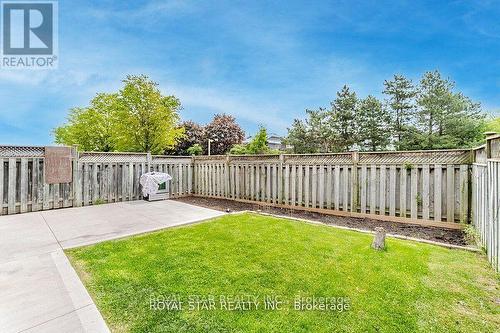 7 Springtown Trail, Brampton (Sandringham-Wellington), ON - Outdoor