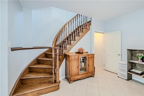 25 Brant Street, Hamilton, ON - Indoor Photo Showing Other Room