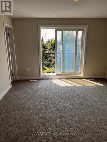 18 Folcroft Street, Brampton, ON - Indoor Photo Showing Other Room