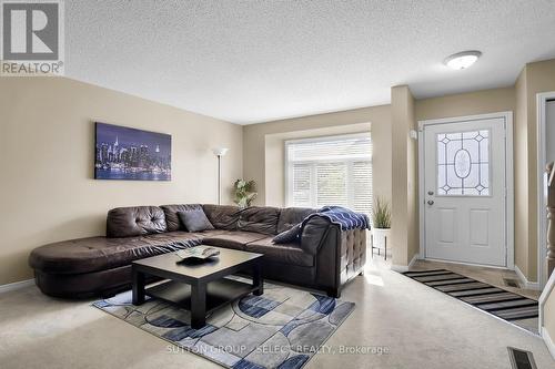 23 - 1600 Mickleborough Drive W, London, ON - Indoor Photo Showing Living Room