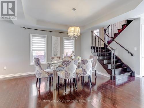 137 Alpaca Drive, Richmond Hill (Jefferson), ON - Indoor Photo Showing Dining Room