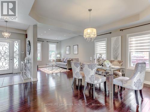 137 Alpaca Drive, Richmond Hill, ON - Indoor Photo Showing Dining Room