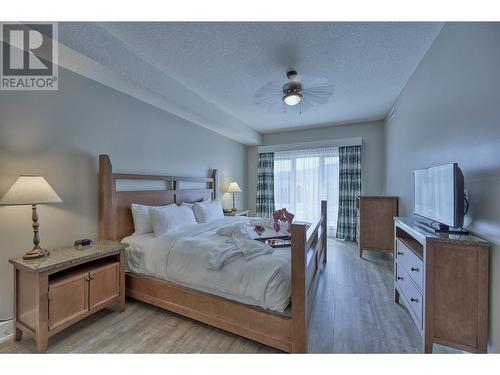 1200 Rancher Creek Road Unit# 32C, Osoyoos, BC - Indoor Photo Showing Bedroom