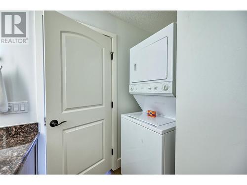 1200 Rancher Creek Road Unit# 32C, Osoyoos, BC - Indoor Photo Showing Laundry Room