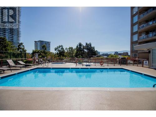 1160 Sunset Drive Unit# 1702, Kelowna, BC - Outdoor With In Ground Pool