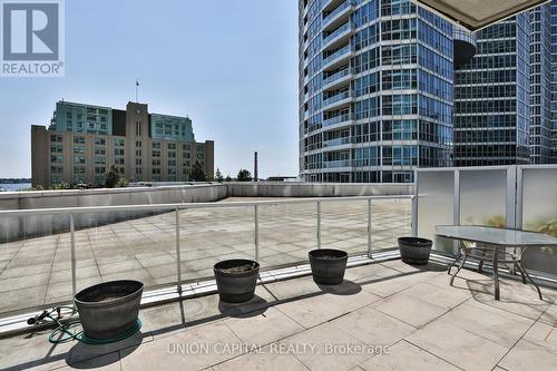 409 - 8 York Street, Toronto (Waterfront Communities), ON - Outdoor