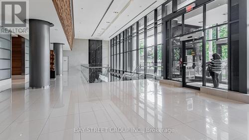 721 - 2885 Bayview Avenue, Toronto (Bayview Village), ON - Indoor Photo Showing Other Room