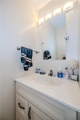 2222 Upper Middle Road|Unit #4, Burlington, ON - Indoor Photo Showing Bathroom