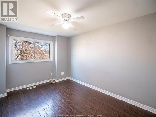 5498 Lassaline Street, Windsor, ON - Indoor Photo Showing Other Room