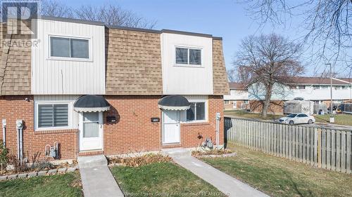 5498 Lassaline Street, Windsor, ON - Outdoor