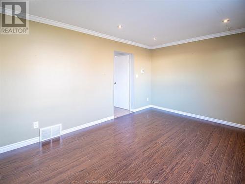 5498 Lassaline Street, Windsor, ON - Indoor Photo Showing Other Room