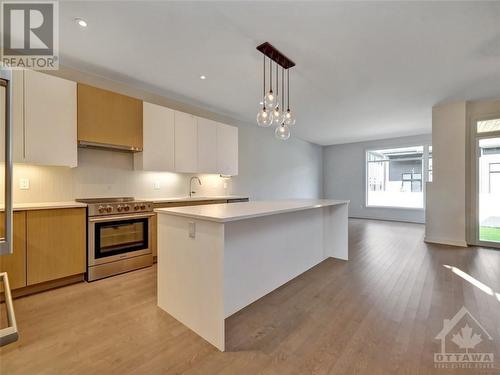 978 Acoustic Way, Ottawa, ON - Indoor Photo Showing Kitchen