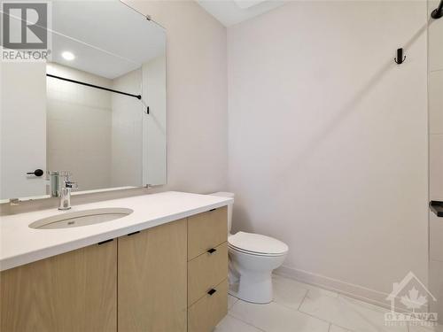 978 Acoustic Way, Ottawa, ON - Indoor Photo Showing Bathroom