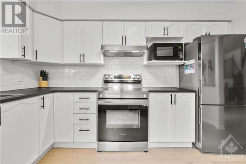 54 Margrave Avenue, Ottawa, ON - Indoor Photo Showing Kitchen