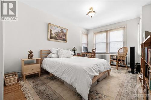 215 Argyle Avenue, Ottawa, ON - Indoor Photo Showing Bedroom