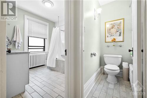 215 Argyle Avenue, Ottawa, ON - Indoor Photo Showing Bathroom